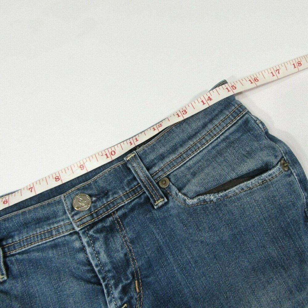 Citizens of Humanity Cut Off Jean Shorts - Picture 7 of 9
